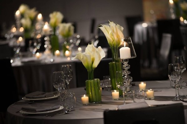Renaissance Montreal Downtown Hotel