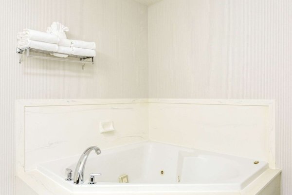 Ramada Limited Salt Lake City Utah
