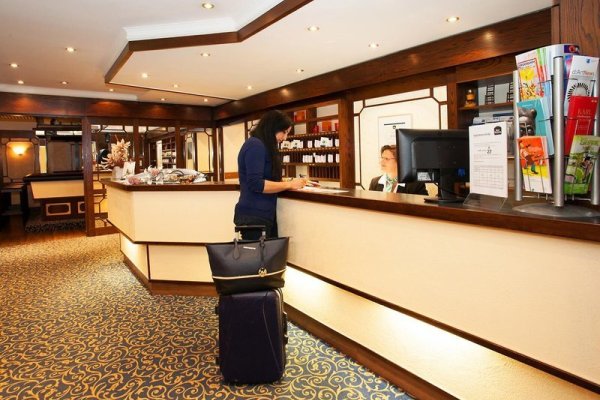 Sure Hotel by Best Western Ambassador Düsseldorf, Düsseldorf