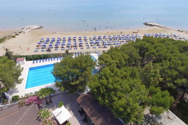 Hotel Gabbiano Beach