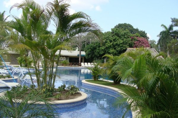Coronado Golf & Beach Resort