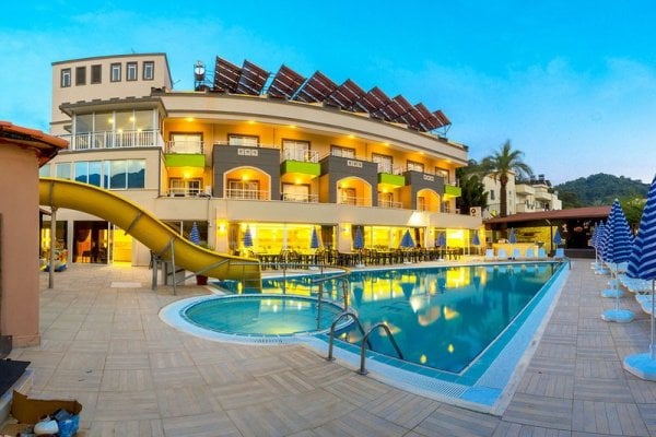 Rich Melissa Hotel & SPA