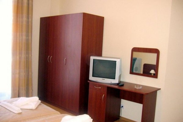 Persey Flora Apartments