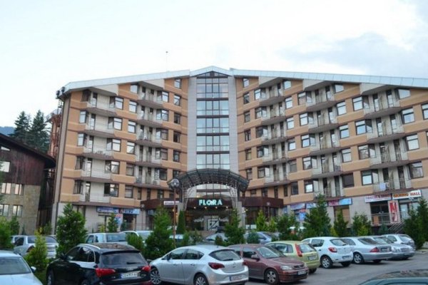 Persey Flora Apartments
