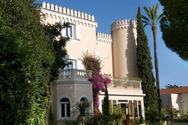 Chateau de La Tour