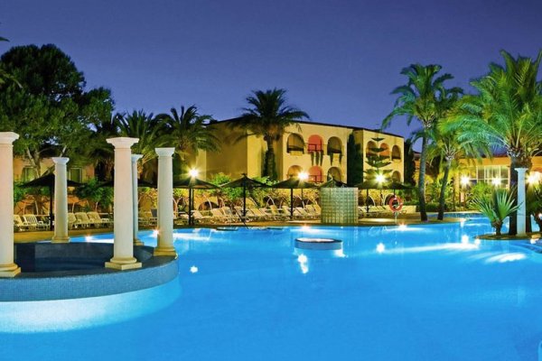 Meliá Zahara Resort & Villas
