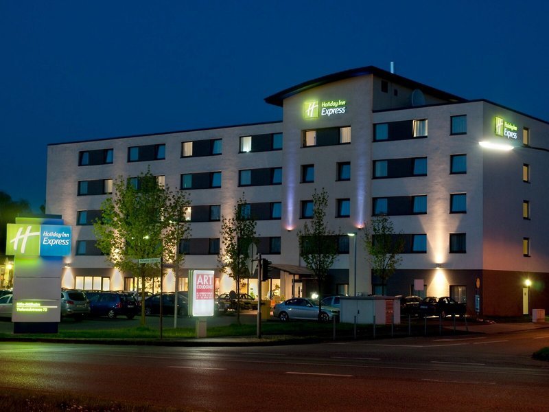 Holiday Inn Express Köln  Mühlheim