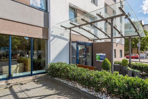 Holiday Inn Express Köln  Mühlheim