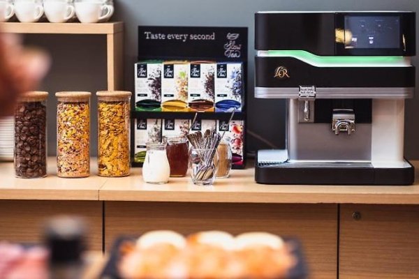 London by Tartu Hotels
