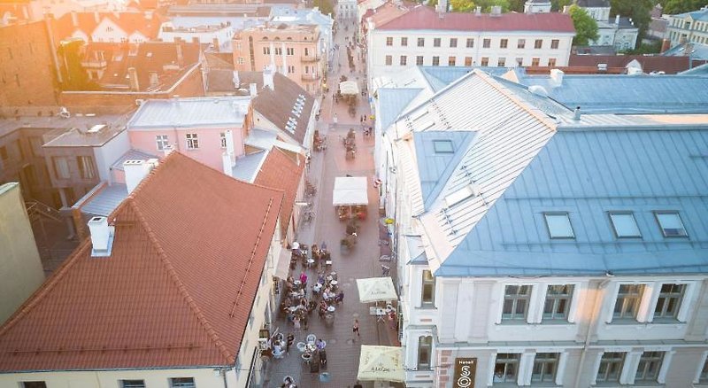 London by Tartu Hotels