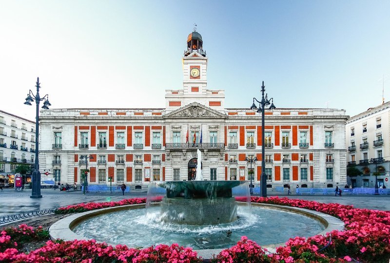 Far Home Plaza Mayor