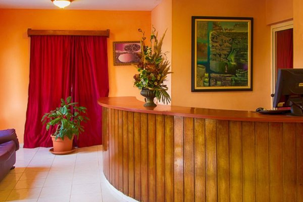 Hotel Bruzon
