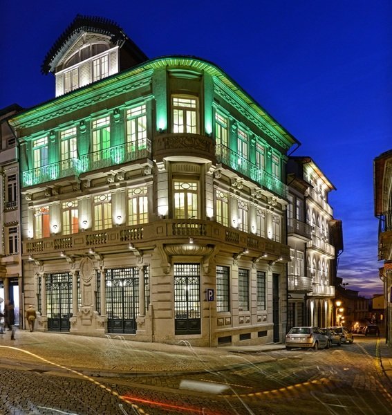 EMAJ Boutique Hotel