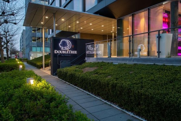 DoubleTree by Hilton Frankfurt Niederrad