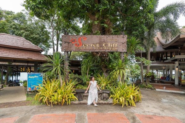 Secret Cliff Resort & Restaurant