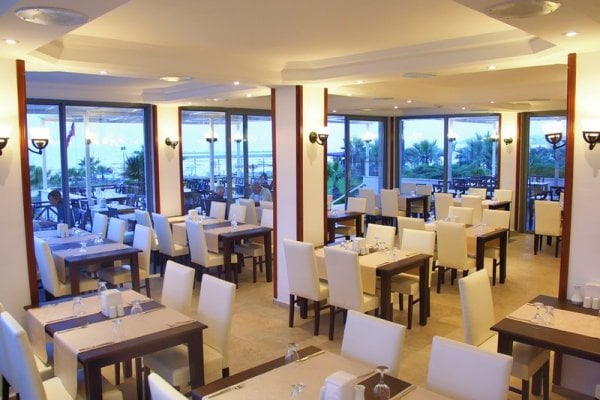 Sentinus Beach Hotel