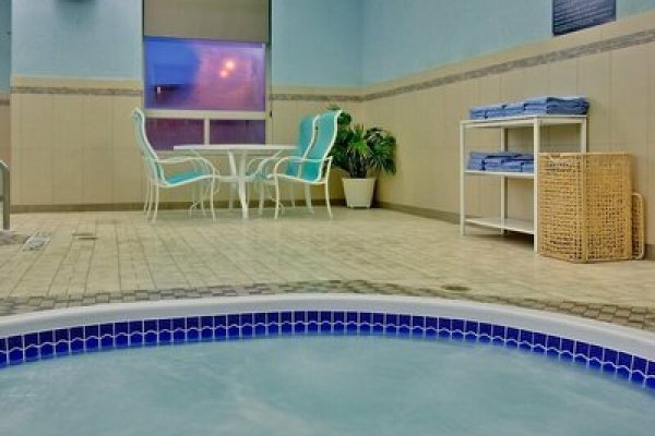 Holiday Inn Express & Suites Edmonton South