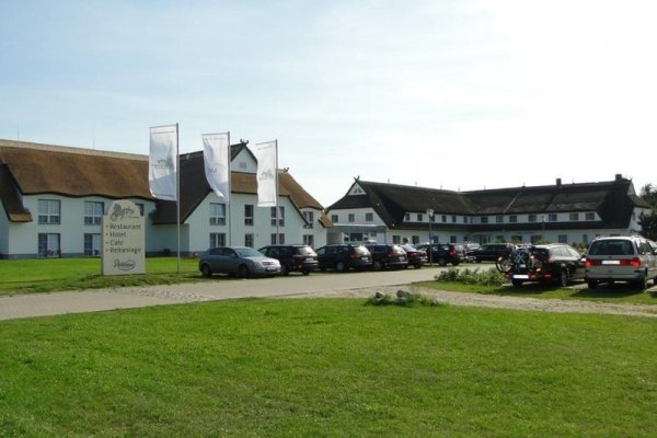 Reit & Freizeithotel Friesenhof