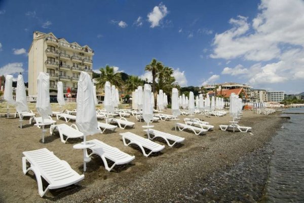 B&B Yüzbasi Beach