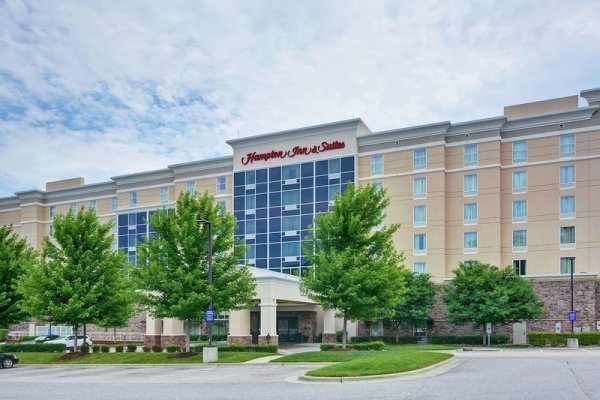 Hampton Inn & Suites Raleigh / Crabtree Valley