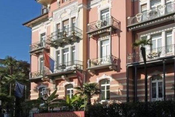 Hotel Alexandra