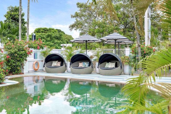 Mercure Cairns
