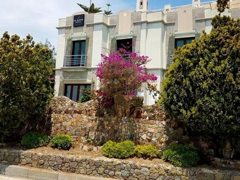 Maira Beach Hotel