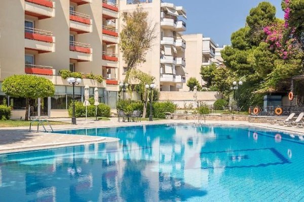 Oasis Hotel Apartments