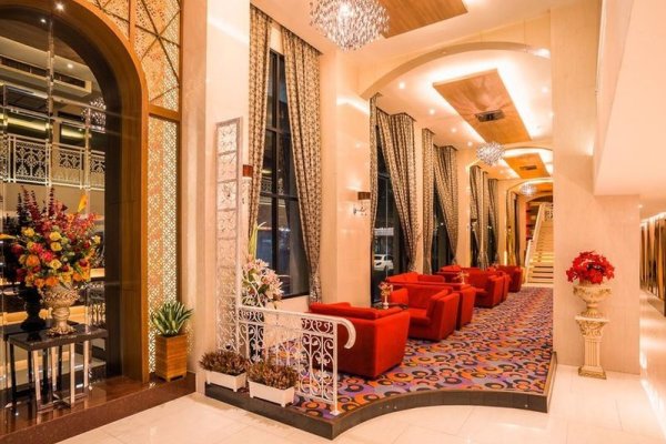 Grand Lord Boutique Hotel