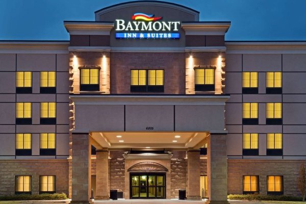 Baymont By Wyndham Denver International Airport