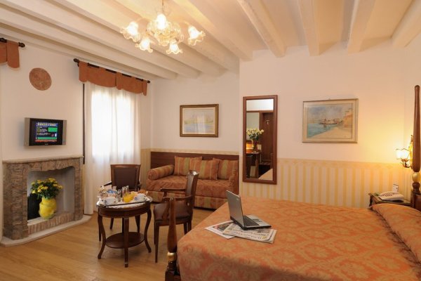 UNAHOTELS Ala Venezia
