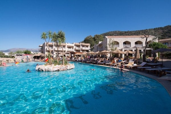 Cactus Royal Spa & Resort