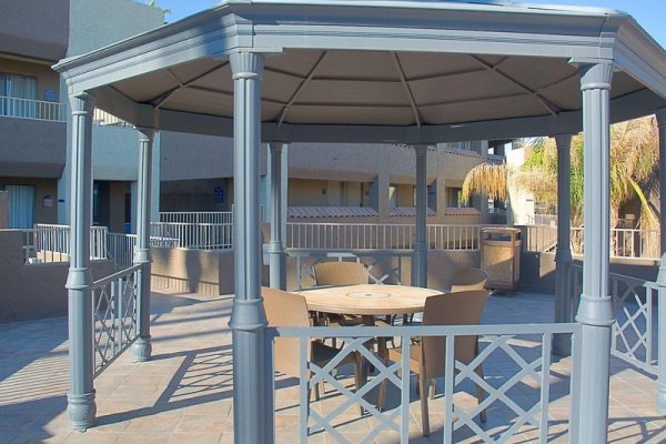 Best Western Innsuites Yuma Mall Hotel & Suites
