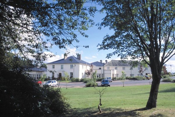 Macdonald Crutherland House