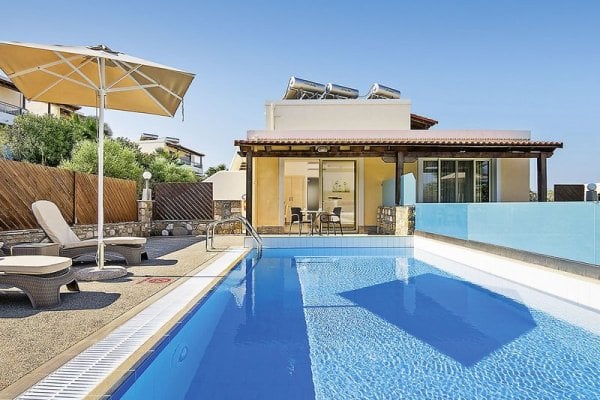 Kouros Palace Hotel