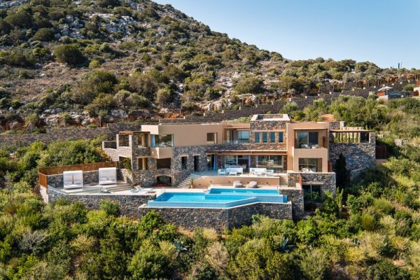 Daios Cove