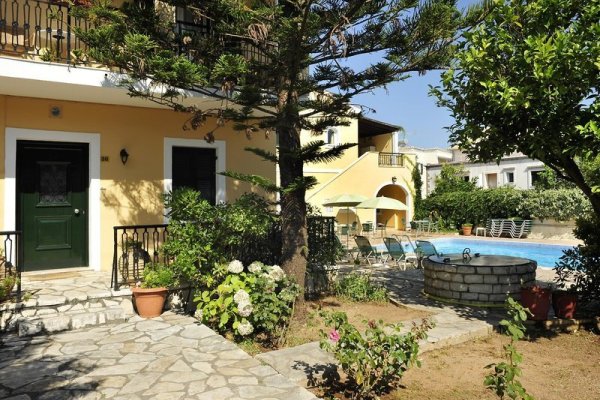 Ariti Apartments