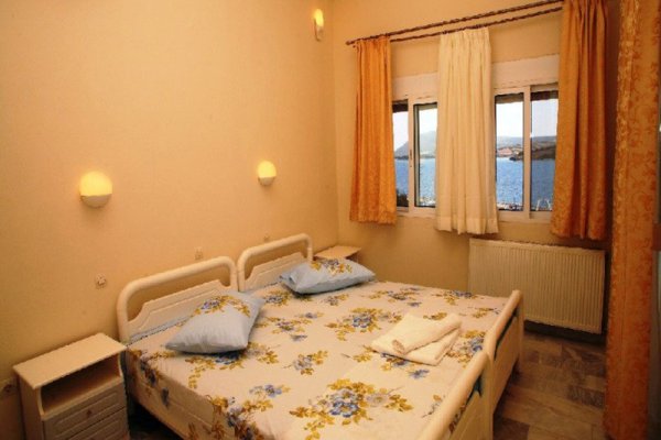 Aris Villas