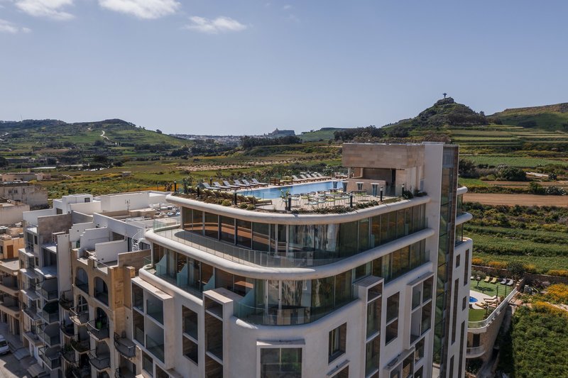 Reef Hotel & Spa