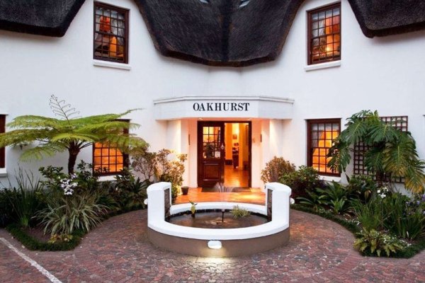 Oakhurst Hotel