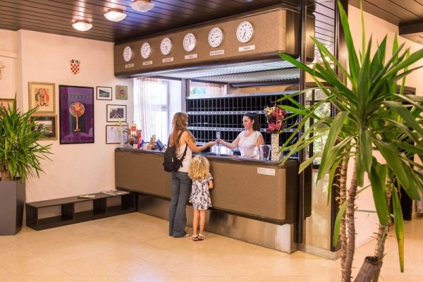 Hotel Sumratin