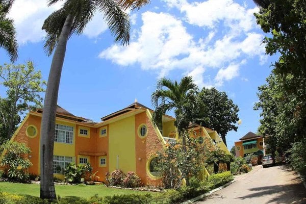 Negril FootePrints Hotel