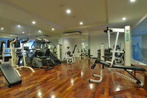 iCheck inn Skyy Residence