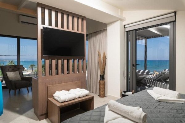 Elia Agia Marina Resort