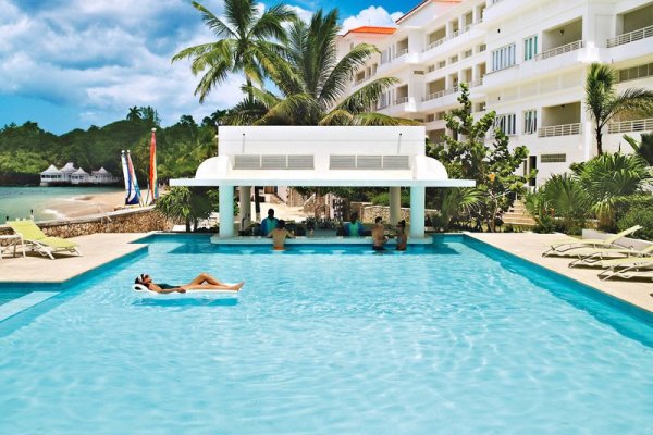Oasis Spa Villas at Couples Tower Isle