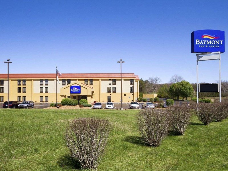 Baymont Inn & Suites Crossville