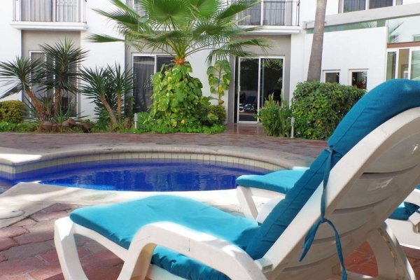 Seven Crown Express & Suites