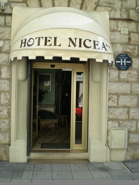 Byakko Nice Center