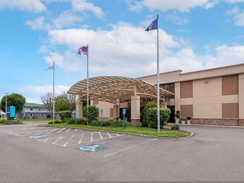 Holiday Inn Elmira - Riverview