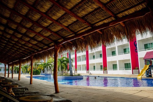 La Isla Huatulco